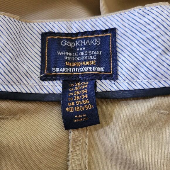 GAP Khakis Wrinkle Resistant Tailored Pants (36x34) - Picture 4 of 4